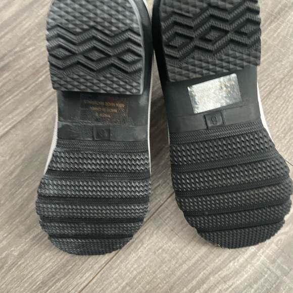 White Hey Girl rain boots - Picture 3 of 3